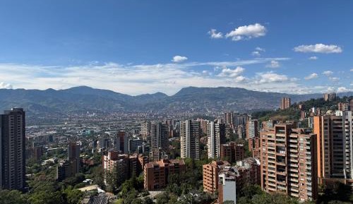 One-Bedroom Apartment with City View