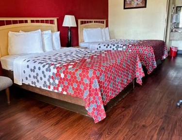 Queen Room with Two Queen Beds - Non-Smoking