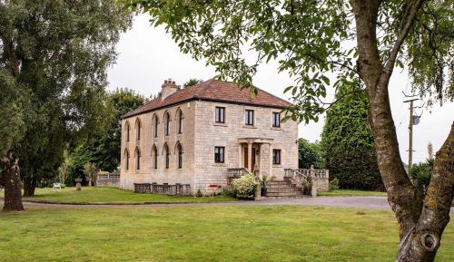 Four-Bedroom Holiday Home