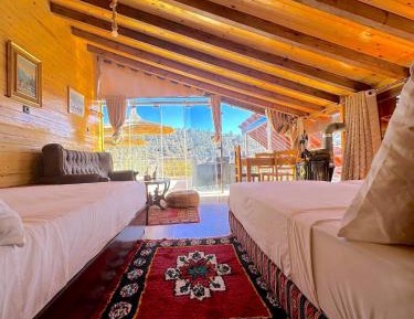 Quadruple Room with Private External Bathroom