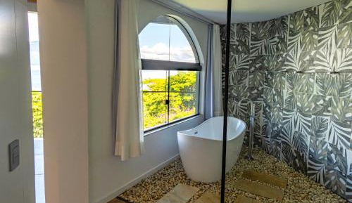 King Suite with Sea View