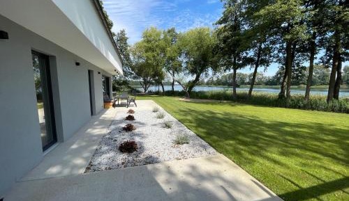 Villa - Beach Front