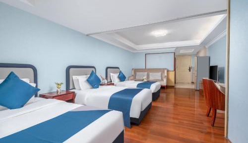 Deluxe Triple Room