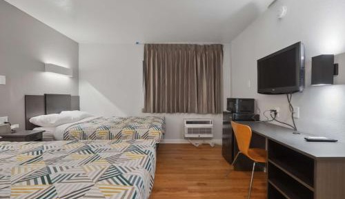 Quadruple Room - Non-Smoking
