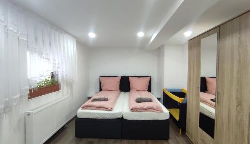 Three-Bedroom Deluxe Apartment