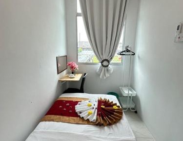 Budget Single Room