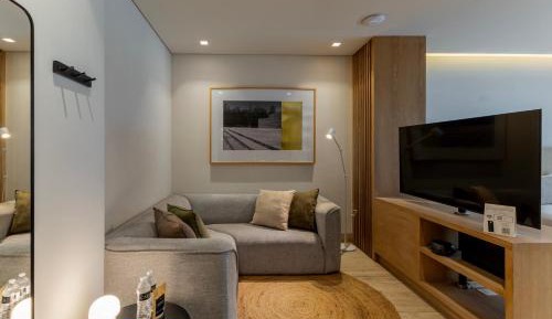 Studio Apartment