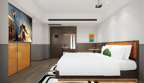 Queen Room with Free Projector