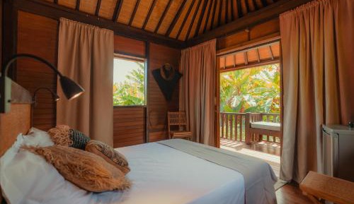 Deluxe Bungalow with Garden View