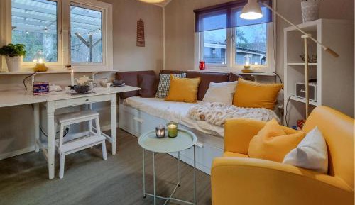 One-Bedroom Holiday Home