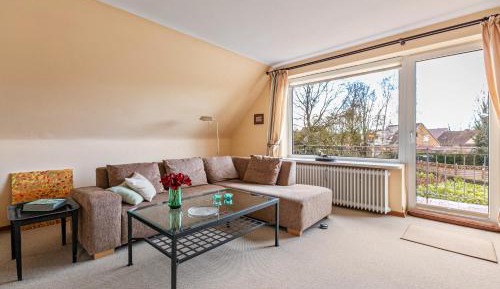 Superior One-Bedroom Apartment with Balcony