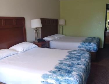 Double Room with Two Double Beds - Smoking