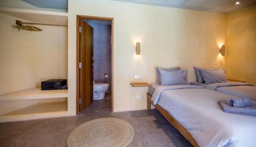 Double or Twin Room with Private Bathroom