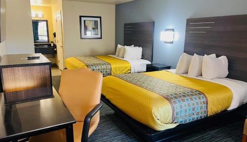 Deluxe Queen Room