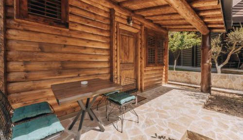 One-Bedroom Chalet