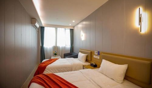 Business Twin Room