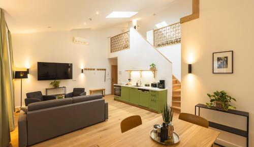 One-Bedroom Apartment with Terrace