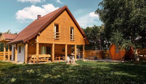 Three-Bedroom Holiday Home 