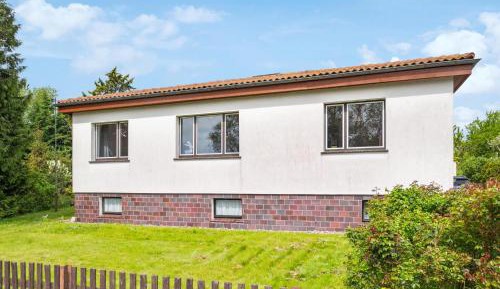 Three-Bedroom Vacation Home 