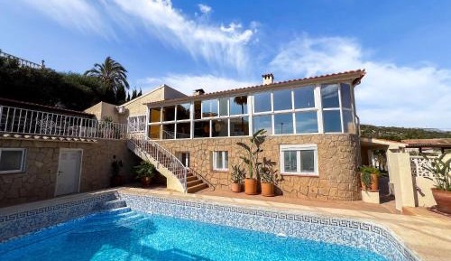 Villa with Private Pool
