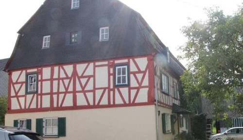 One-Bedroom Holiday Home