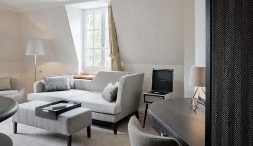 Junior Suite with Garden View