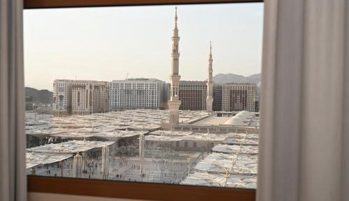 Deluxe King Room Haram View