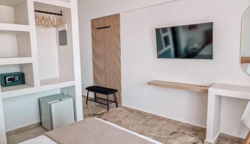 Double Room with Balcony and Sea View