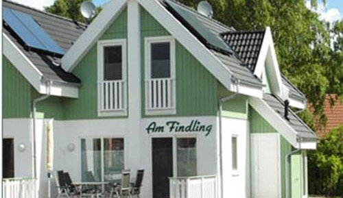 Two-Bedroom Holiday Home