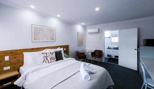 Superior Queen Room - No Pets Allowed