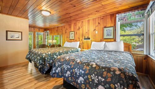 Deluxe Double Room with Balcony or Patio