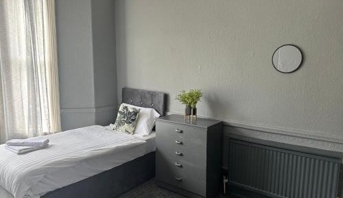 Triple Room with Shared Bathroom