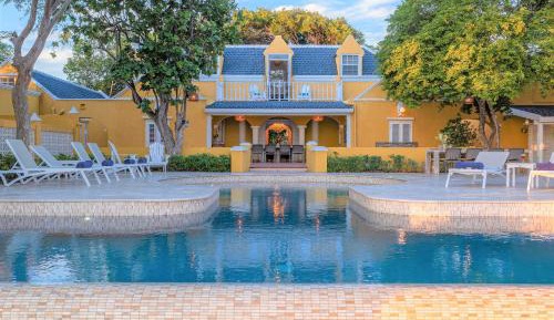 Deluxe Villa