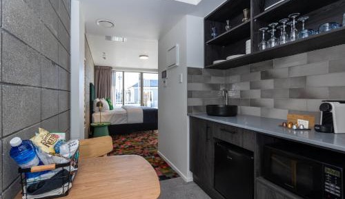 Deluxe Studio with free secure Parking