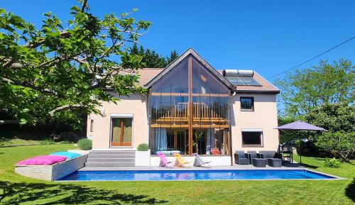 Villa with Private Pool