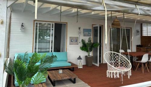 Bungalow with Sea View
