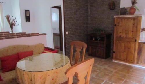 Studio (2 Adults)