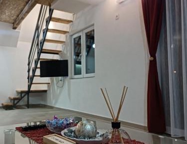 One-Bedroom Apartment - Non-Smoking
