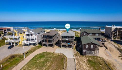 Five-Bedroom Holiday Home
