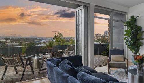 Two-Bedroom Apartment with City View