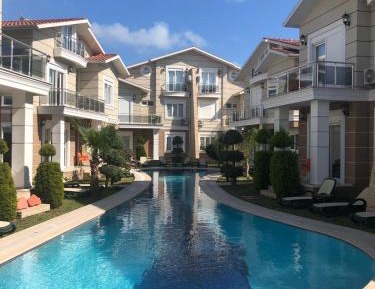 Deluxe Villa