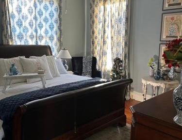 Deluxe King Suite