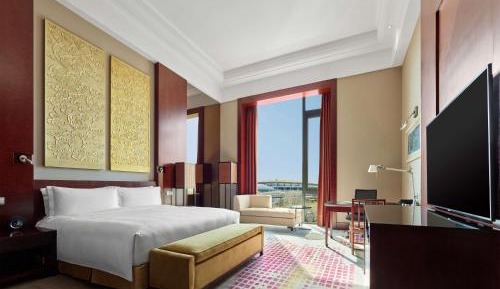 Executive King Room