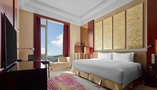 Deluxe King Plus Room 