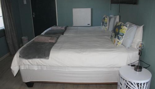 Basic Twin Room