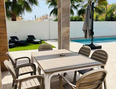 Deluxe Villa