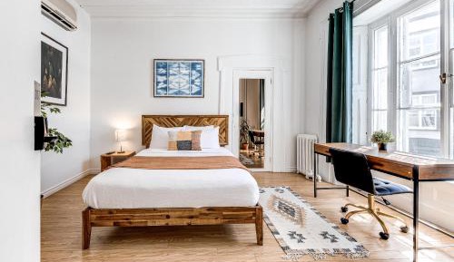 Queen Room