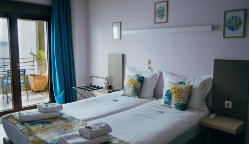 Deluxe Double or Twin Room with Sea View