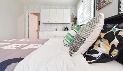 One-Bedroom House