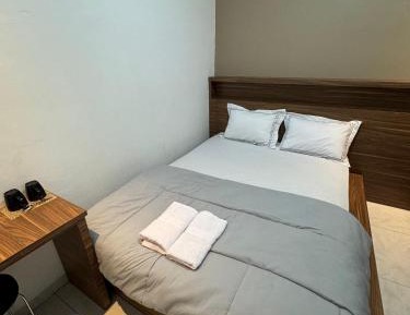 Deluxe Room (2 Adults + 1 Child)